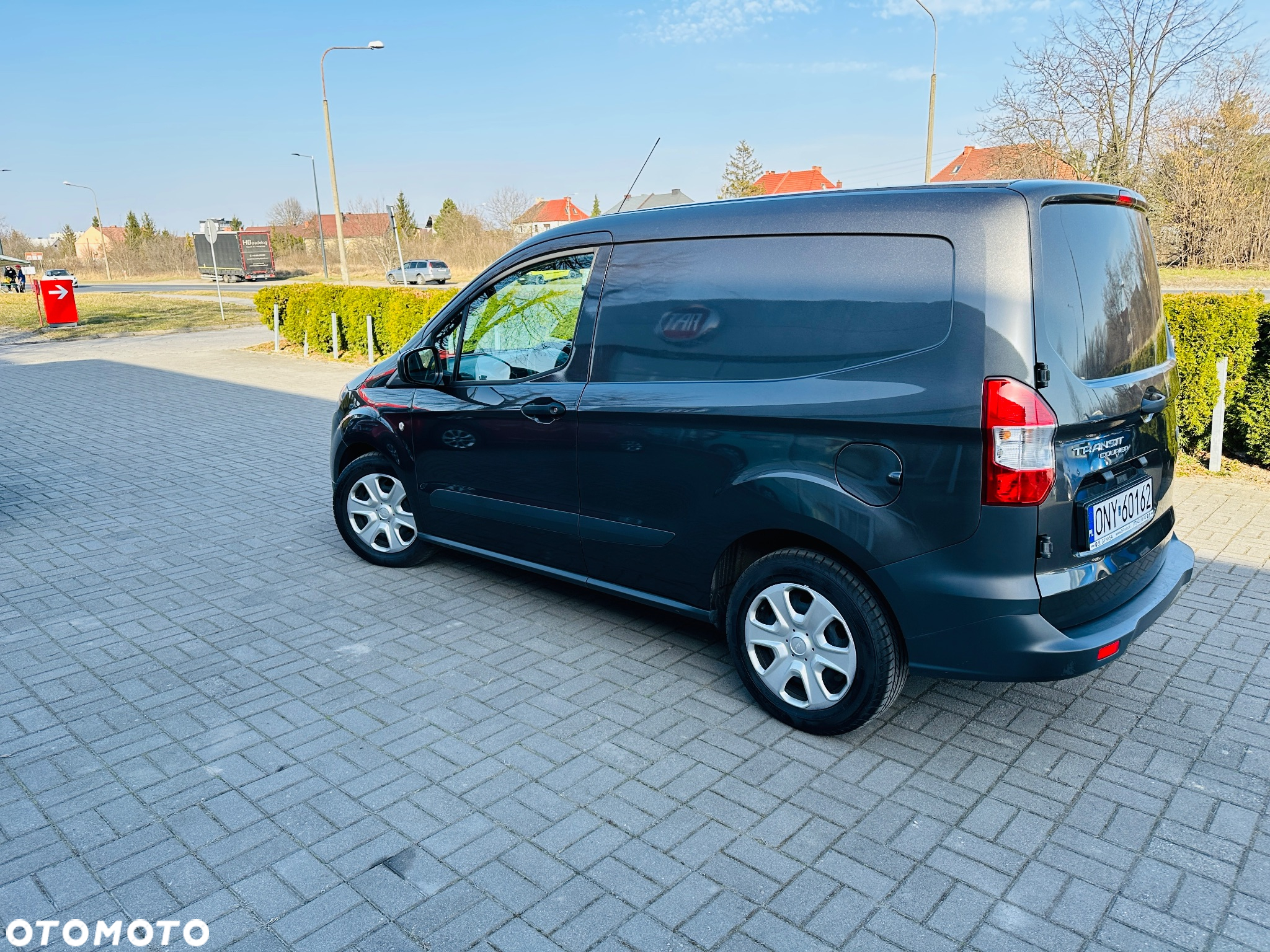 Ford TRANSIT COURIER - 10