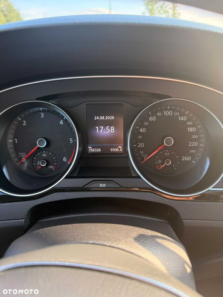 Volkswagen Passat Alltrack - 6