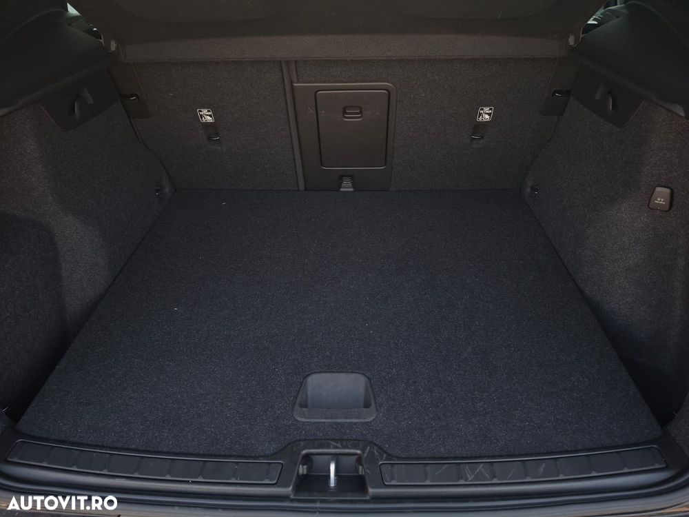 Volvo XC 40 T4 Recharge DKG Essential - 25