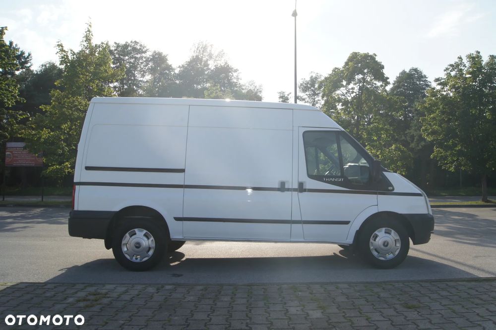 Ford Transit - 4