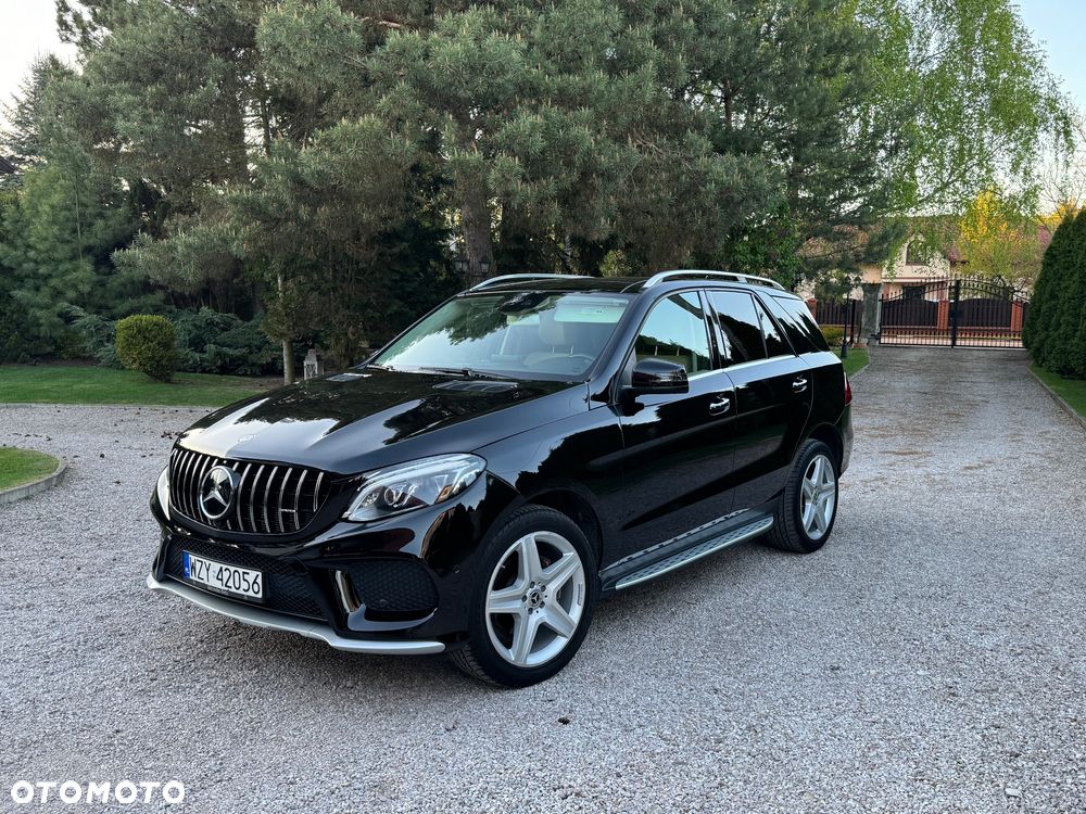 Mercedes-Benz GLE - 12