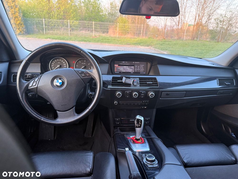 BMW Seria 5 - 12