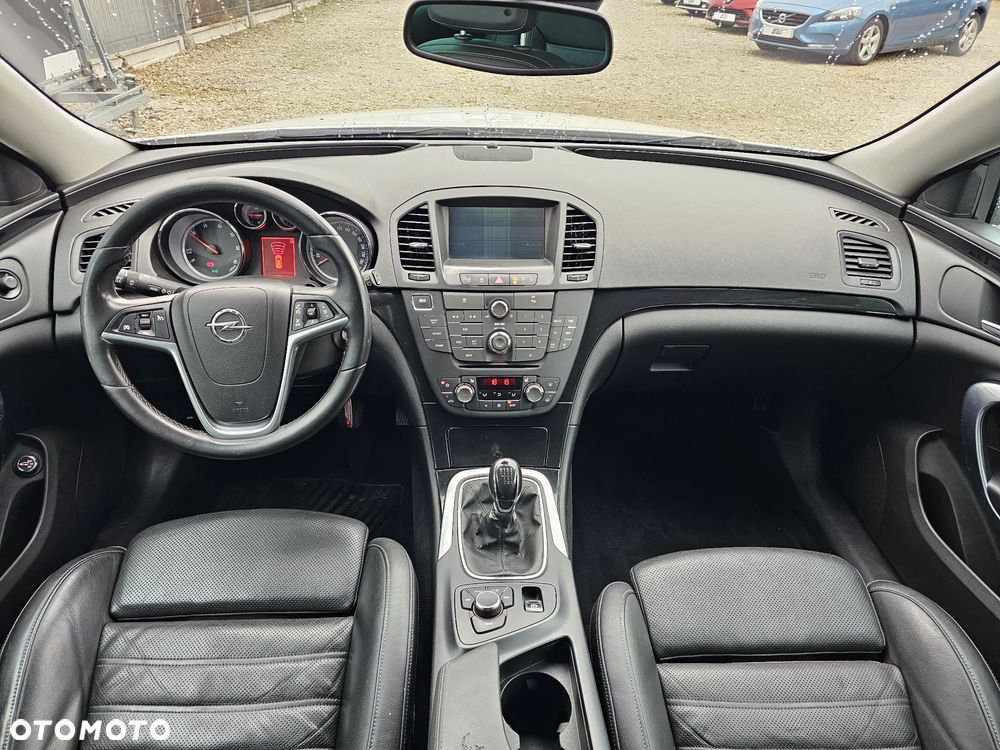 Opel Insignia 2.0 CDTI Cosmo - 11