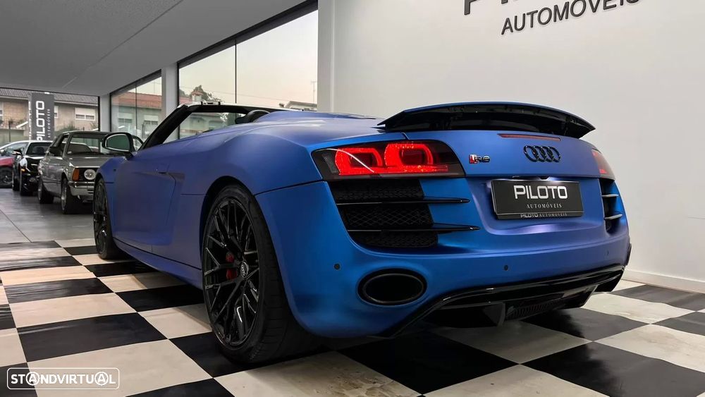 Audi R8 Spyder 5.2 FSi V10 quattro R-tronic - 8