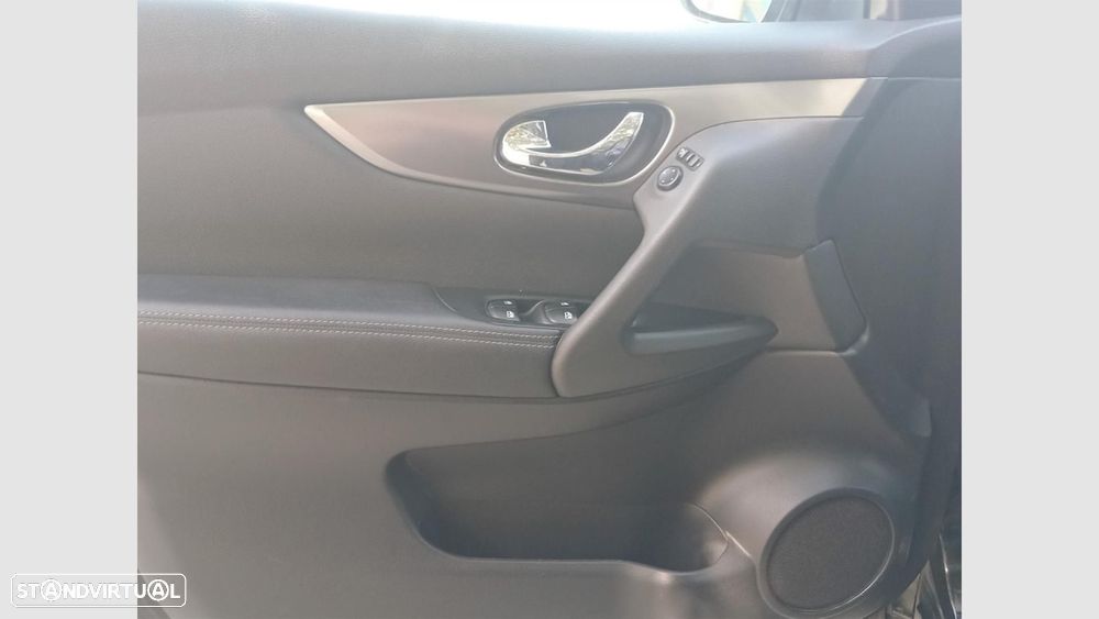 Nissan Qashqai 1.5 dCi Tekna - 12