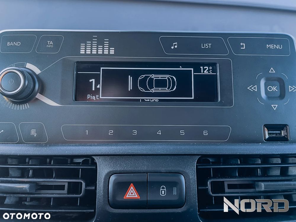 Peugeot Partner 4x4 Long Premium - 21