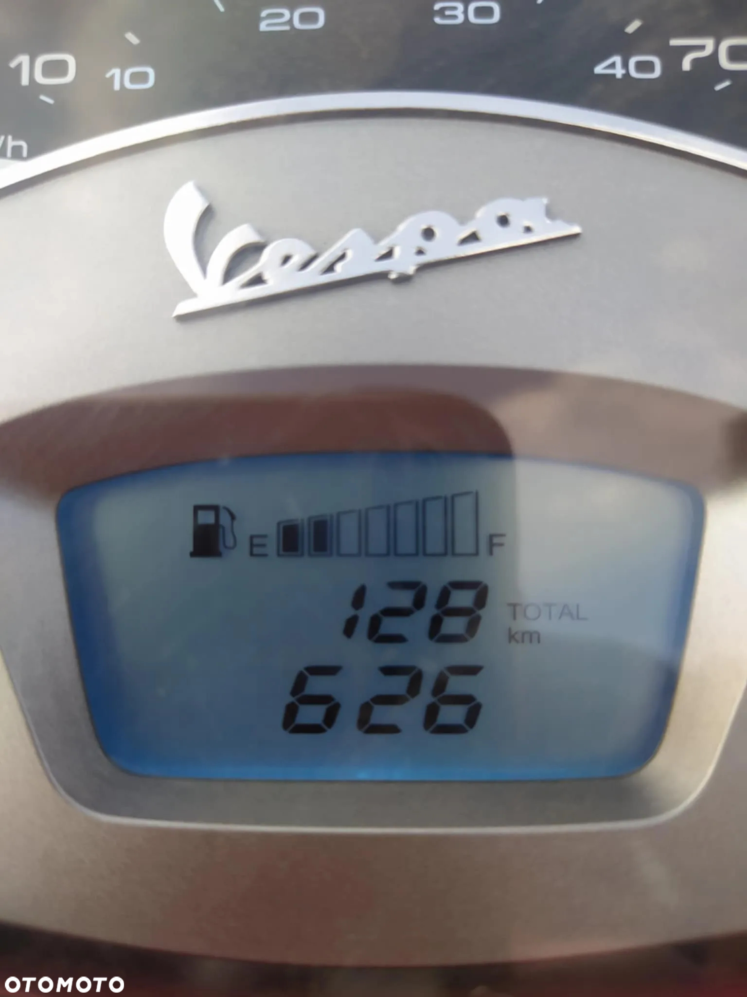 Piaggio Vespa - 2