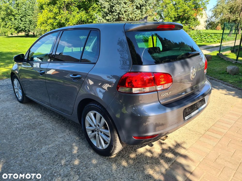 Volkswagen Golf - 15