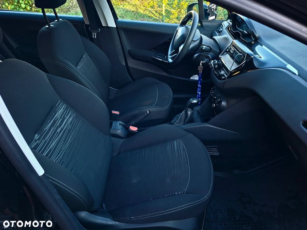 Peugeot 208 1.2 PureTech Active - 7