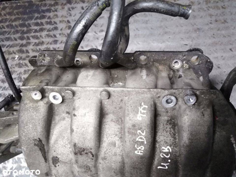 Kolektor Ssący Audi A6 A8 3.7 4.2 V8 077133185H - 2