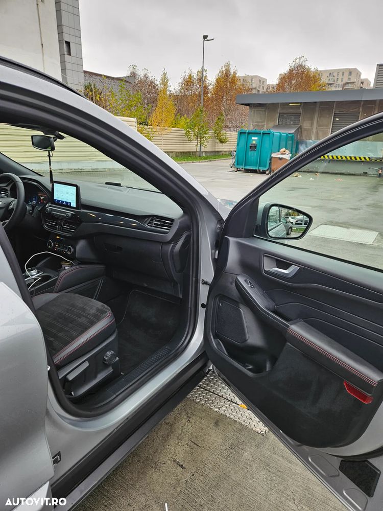 Ford Kuga 2.5 Duratec PHEV ST Line - 17