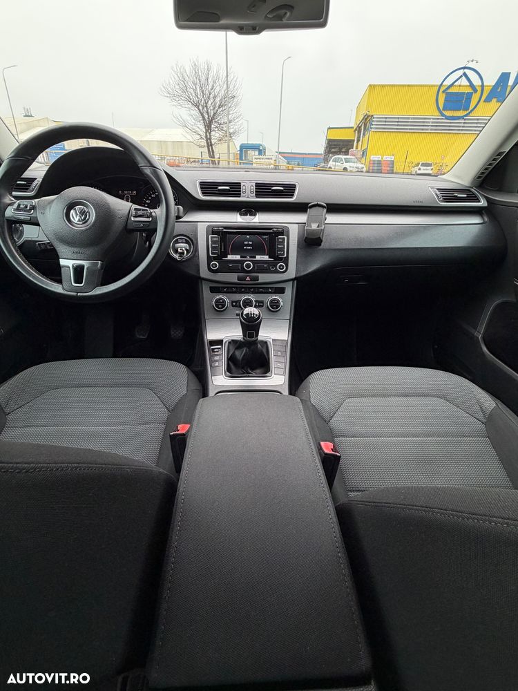 Volkswagen Passat 2.0 TDI BlueMotion Technology Business Edition - 6