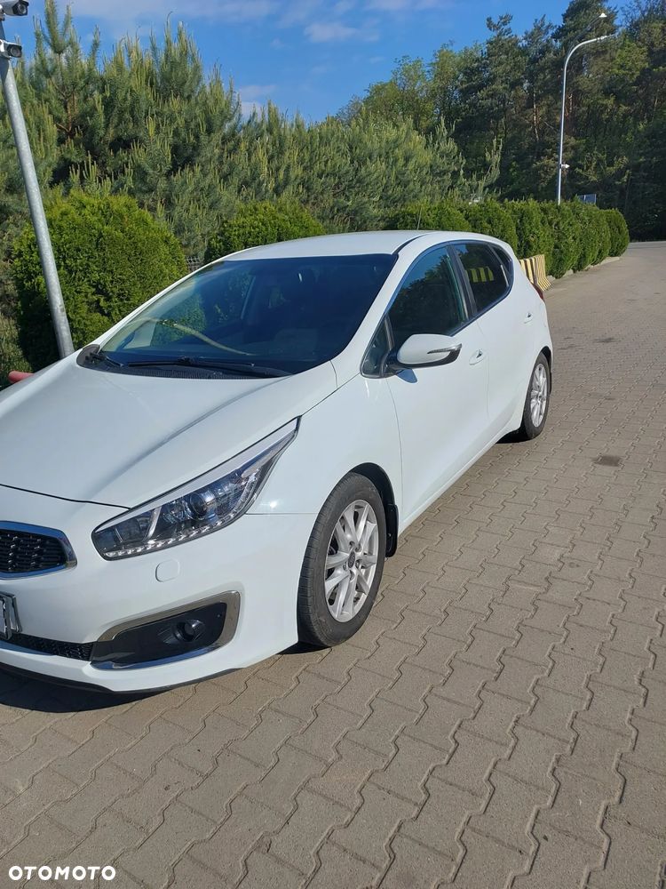 Kia Ceed - 3