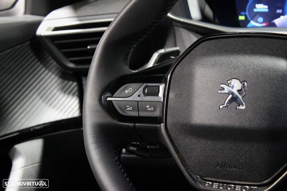 Peugeot 2008 1.5 BlueHDi Allure Pack EAT8 - 15