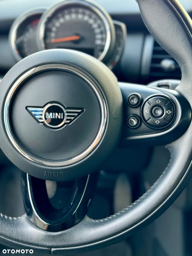 MINI ONE Standard - 9