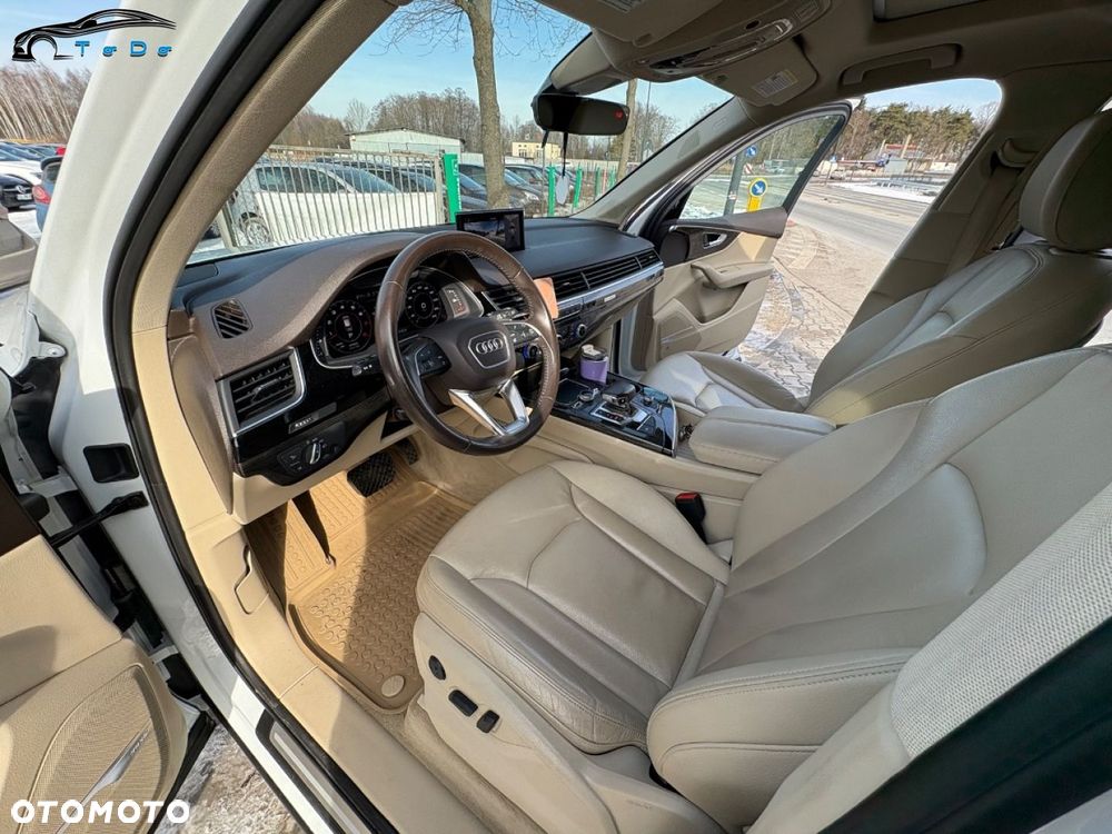 Audi Q7 3.0 TFSI Quattro Tiptronic - 17