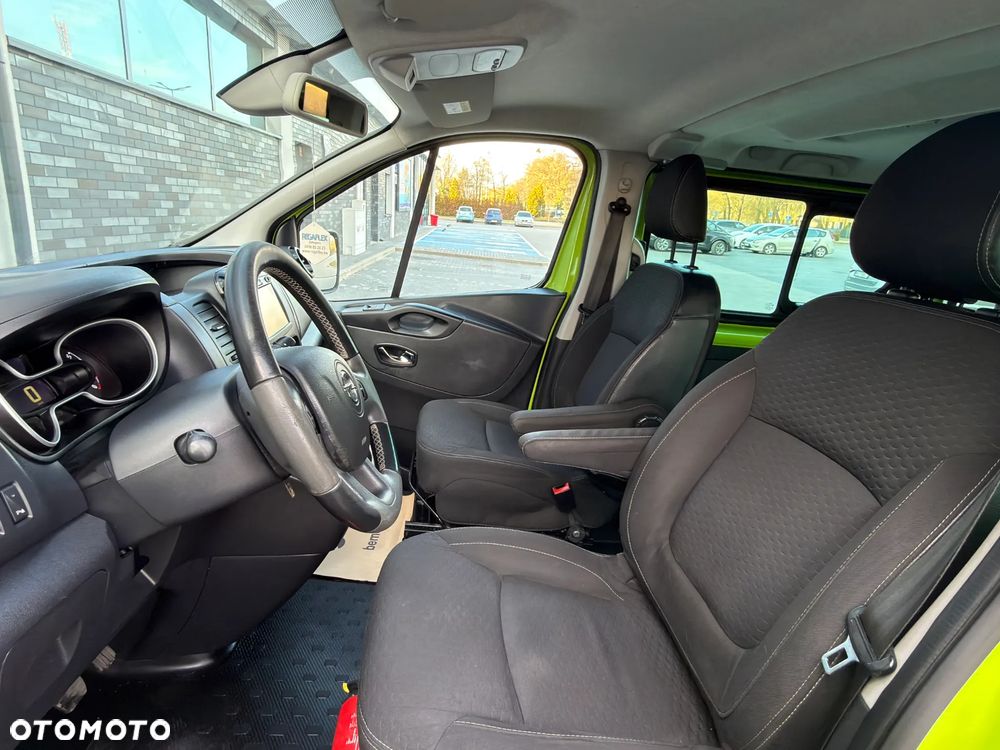 Opel Vivaro L2H1 2,9t Essentia Business - 33