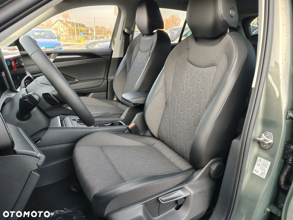 Volkswagen Tiguan - 8