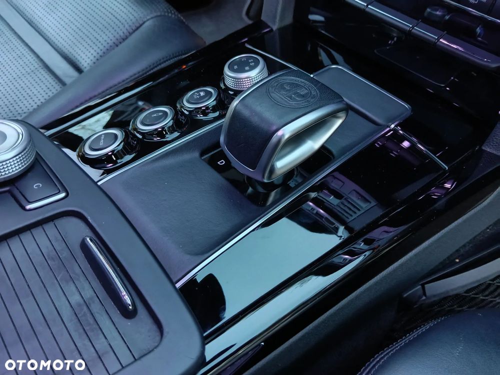 Mercedes-Benz Klasa E - 27