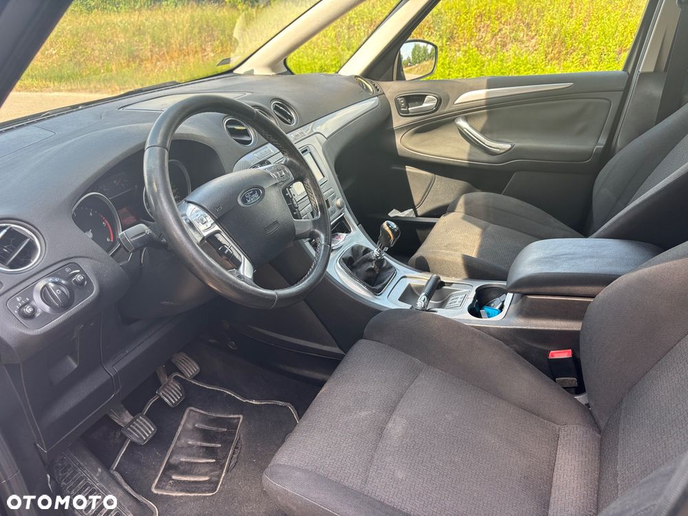 Ford S-Max - 10