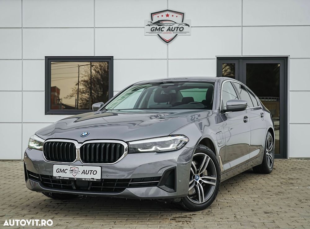 BMW Seria 5 530e xDrive AT PHEV - 38