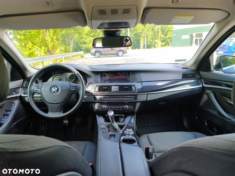 BMW Seria 5 520d - 9