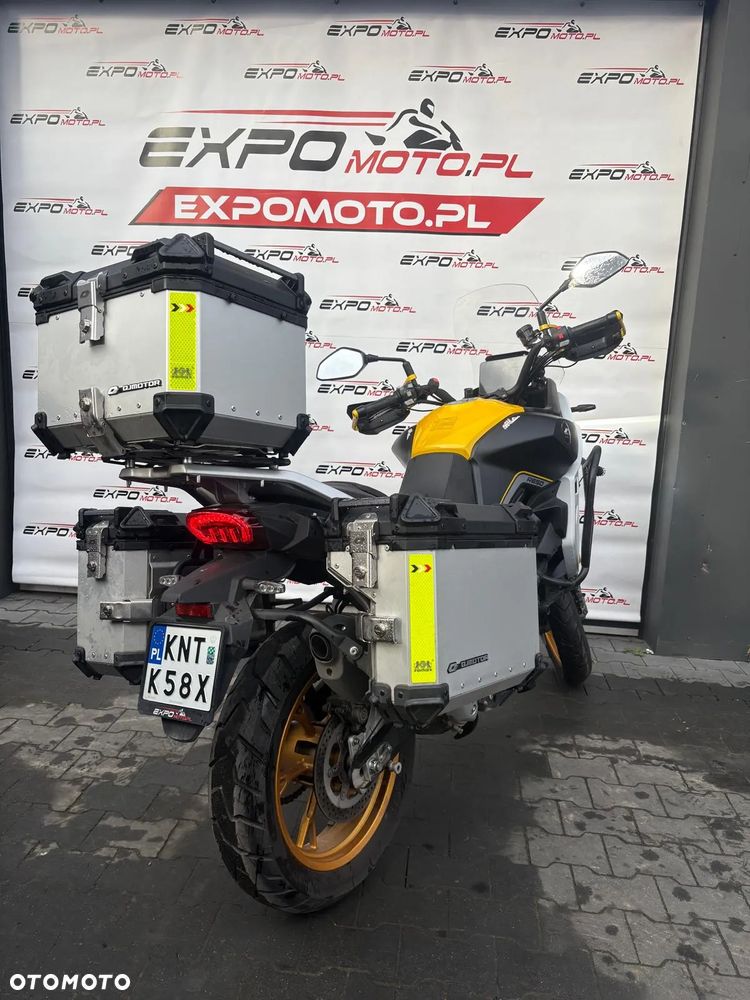 QJMOTOR SVT 650 - 5