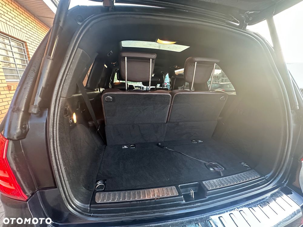 Mercedes-Benz GL 350 BlueTEC 4-Matic - 16