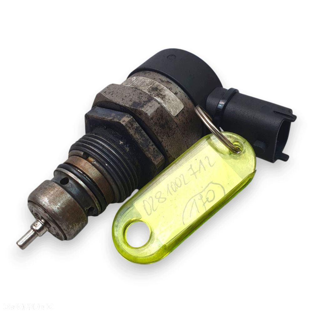 REGULATOR CIŚNIENIA PALIWA Volvo C30 S40 Ford Focus 0281002712 30777576 - 9