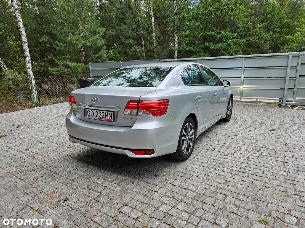 Toyota Avensis 1.8 Premium EU5 MS - 4
