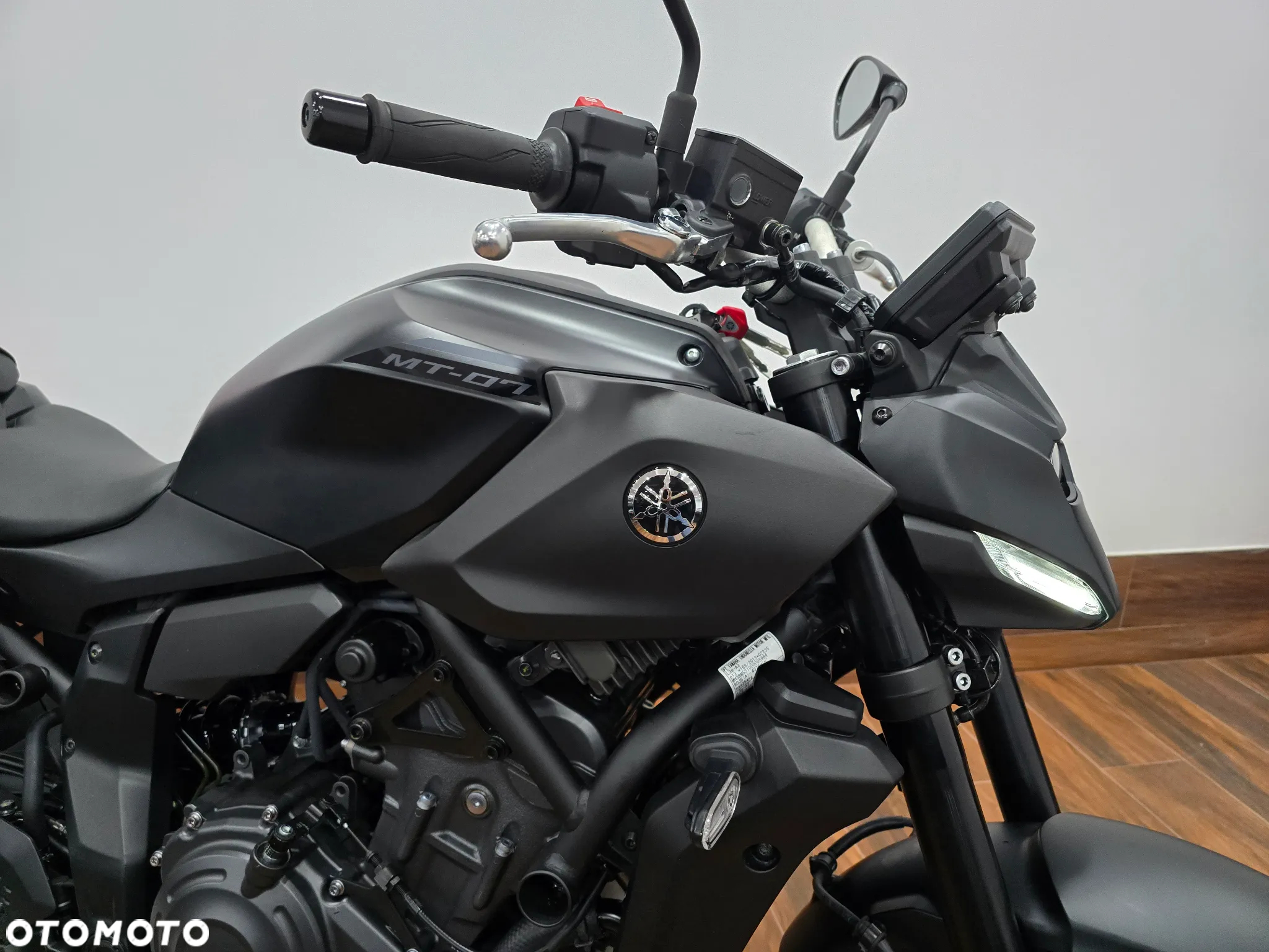 Yamaha MT - 19