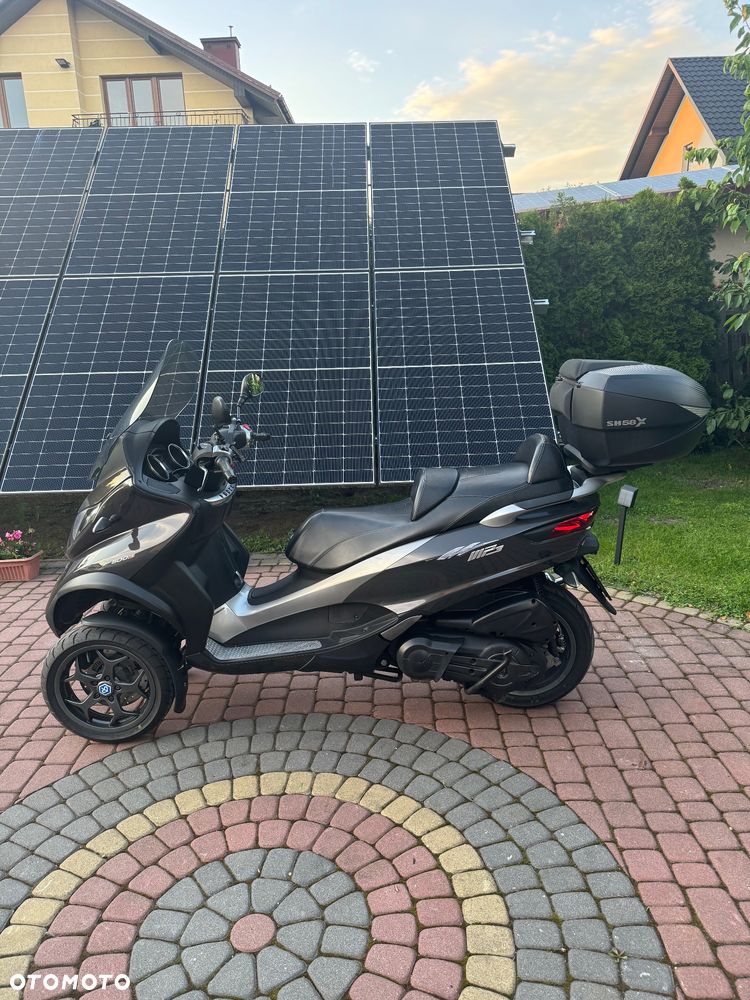 Piaggio MP-3 - 4
