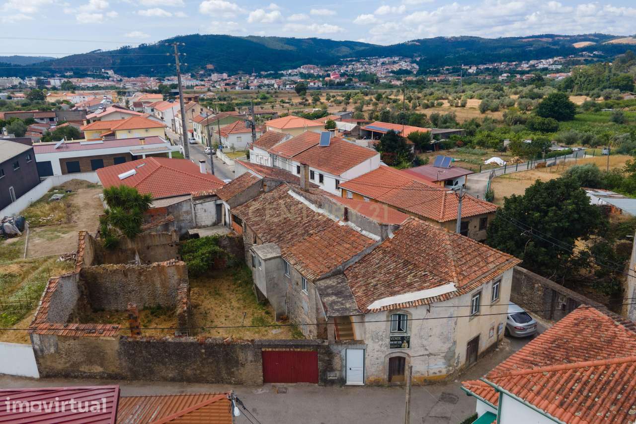 Casa Antiga para Recuperar em Miranda do Corvo, Coimbra - Grande imagem: 5/38