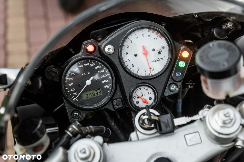 Honda VTR - 10