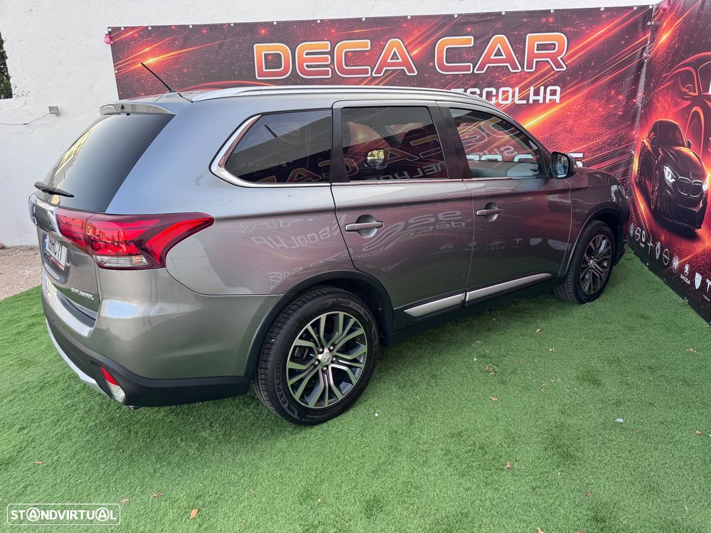 Mitsubishi Outlander 2.2 DI-D Instyle Navi 4WD - 10