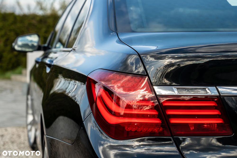 BMW Seria 7 730d xDrive - 11
