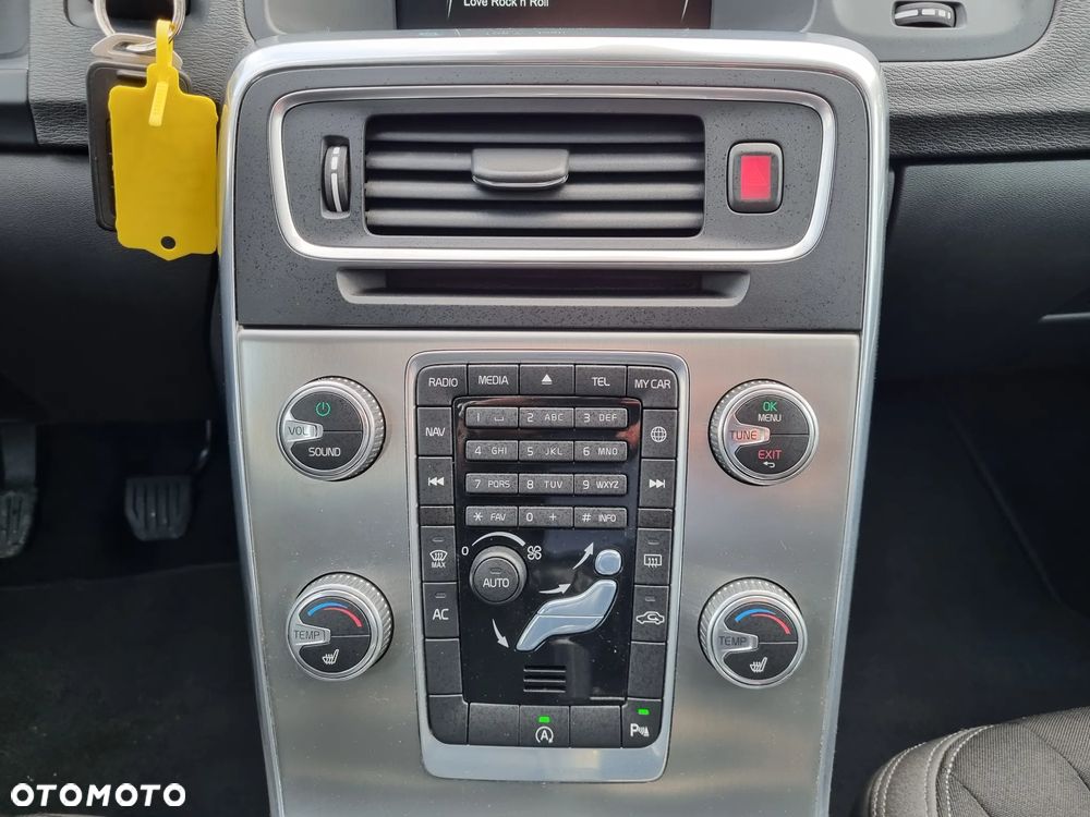 Volvo V60 D3 Edition - 20