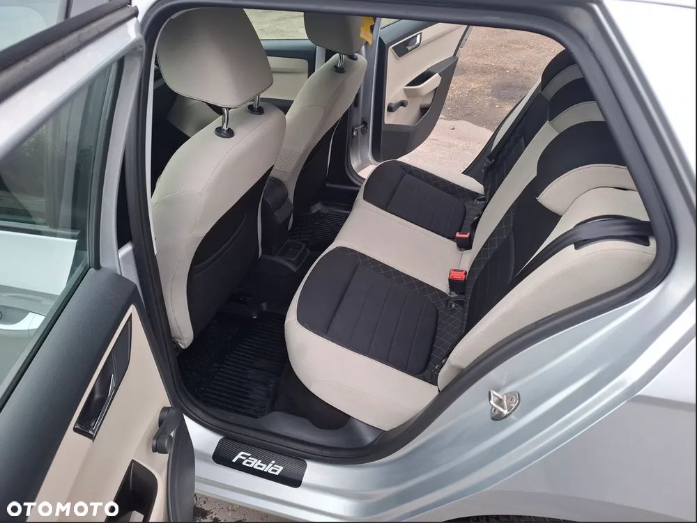 Skoda Fabia 1.2 TSI Style - 8