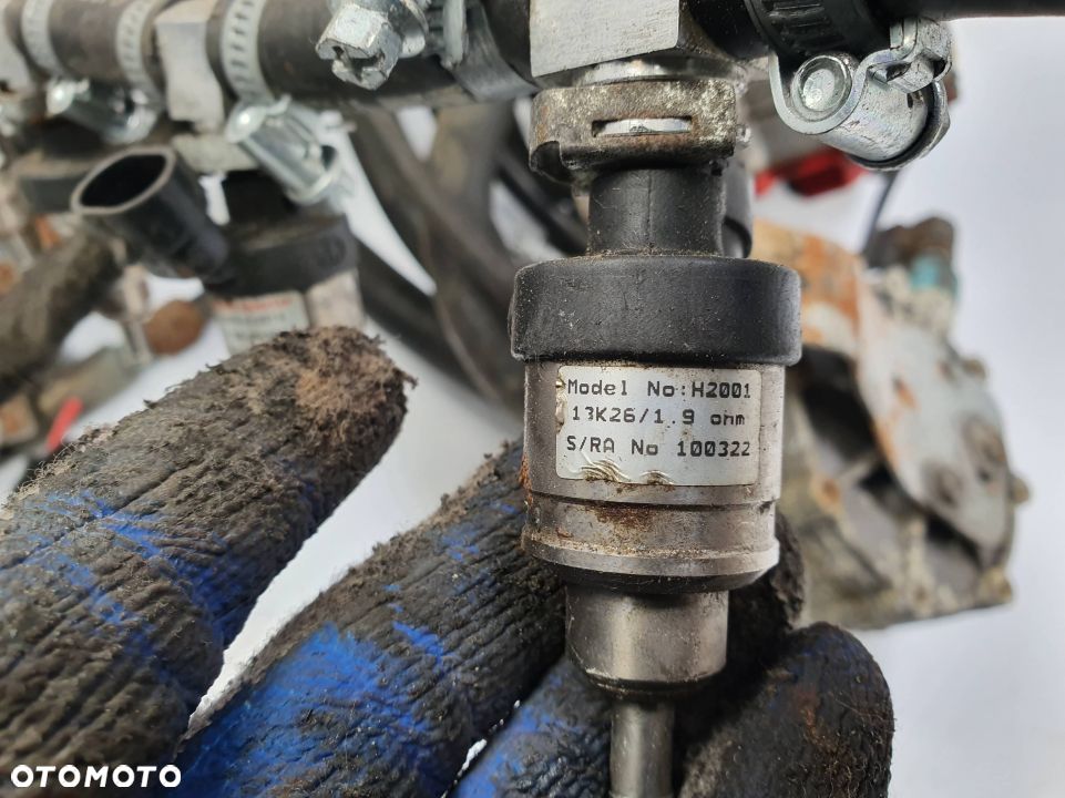 INSTALACJA LPG AUDI A8 D3 W12 STAG-300-6 12 CYLINDRÓW - 7