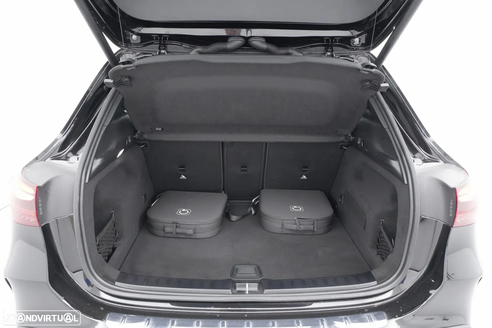 Mercedes-Benz GLA 250 e AMG Line - 29