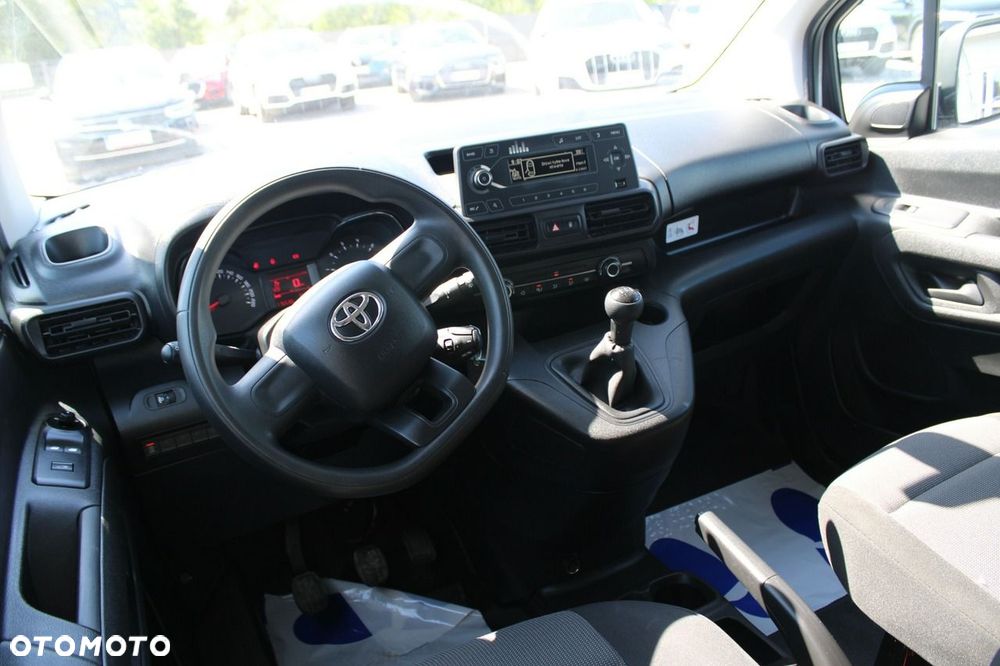 Toyota Proace City - 14