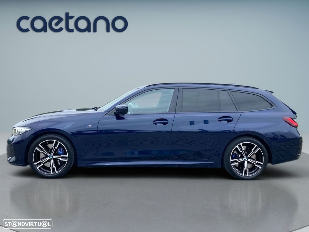 BMW 320 d Pack Desportivo M Auto — fotografia 24
