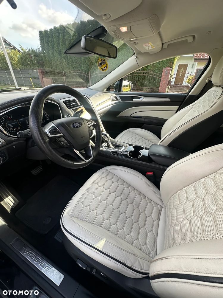 Ford Mondeo - 10