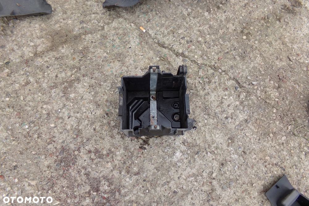 Podstawa akumulatora 2S6T-10723-AD Ford Fiesta MK6 lak. 44 - 1