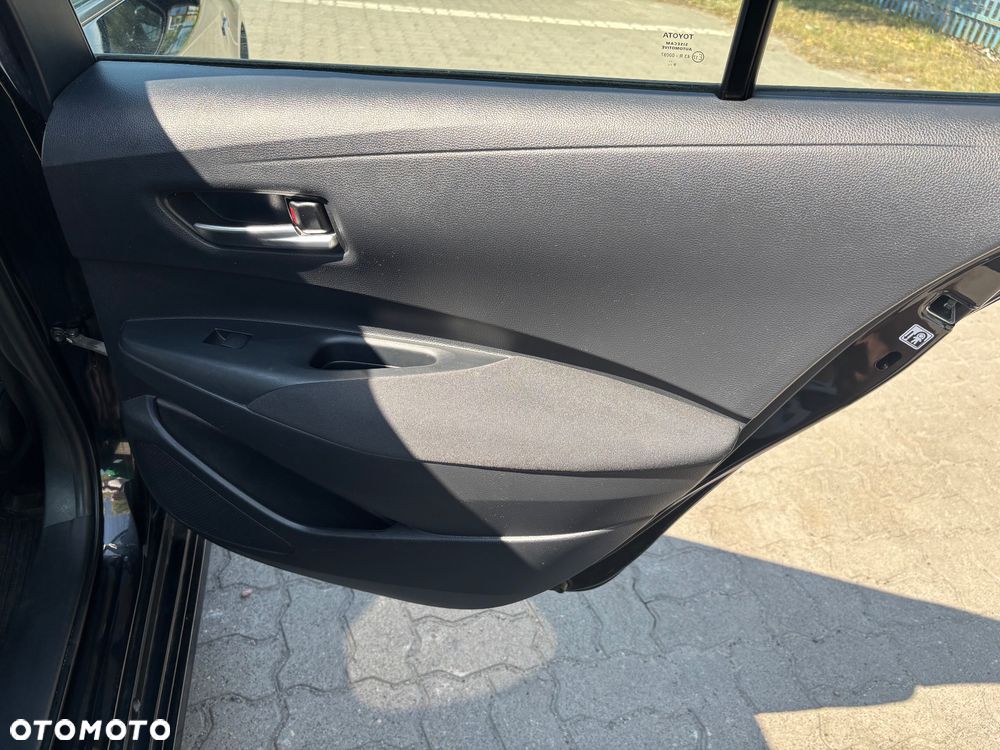 Toyota Corolla 1.8 Hybrid Comfort - 12