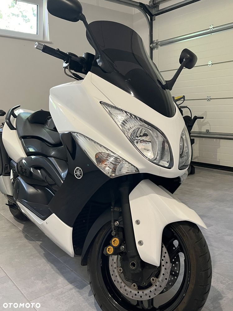 Yamaha Tmax - 7