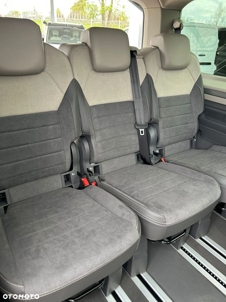 Volkswagen Multivan 2.0 TDI L2 Edition DSG - 13