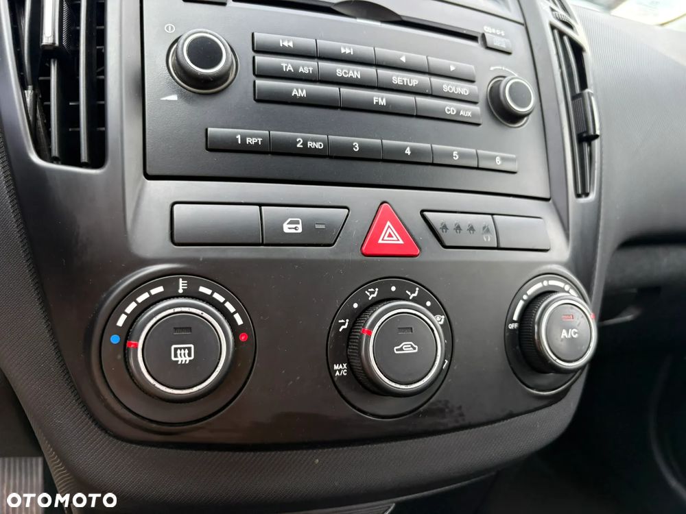 Kia Ceed 1.6 CVVT LX - 16