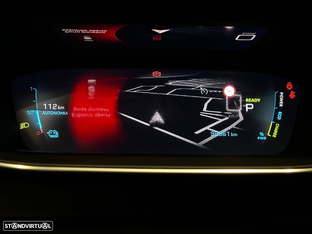 Peugeot e-2008 Allure - 19