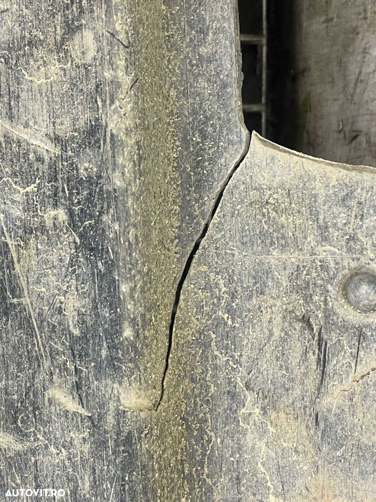 Scut lateral dreapta 1K0825212 Skoda Octavia 2 [2004 - 2008] 2.0 tdi - 7